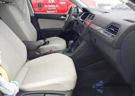 2020 Volkswagen Tiguan 2.0T Se/2.0T Se R-Line Black/2.0T Sel из США, поврежденный, VIN 3VV3B7AX1LM150018